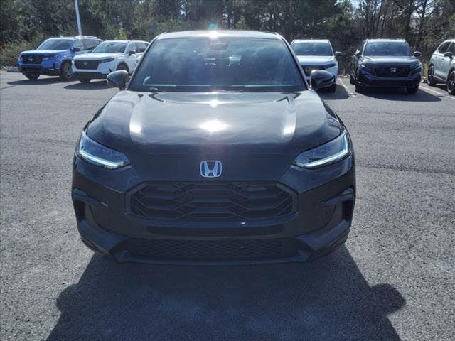 
								Honda HR-V Sport FWD full									