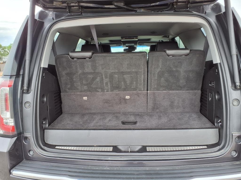 
								GMC Yukon Denali full									