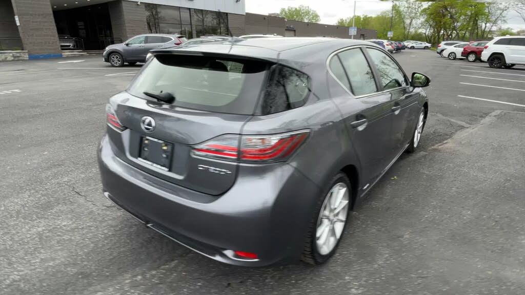
								Lexus CT Hybrid 200h Premium FWD full									