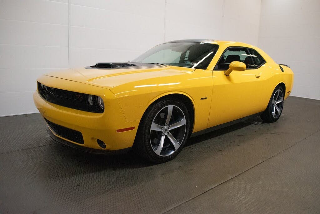 
								Dodge Challenger R/T Shaker RWD full									