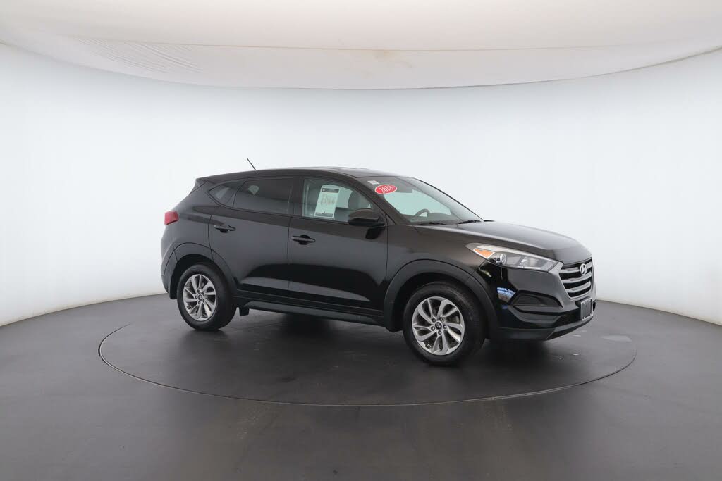 
								Hyundai Tucson 2.0L SE AWD full									