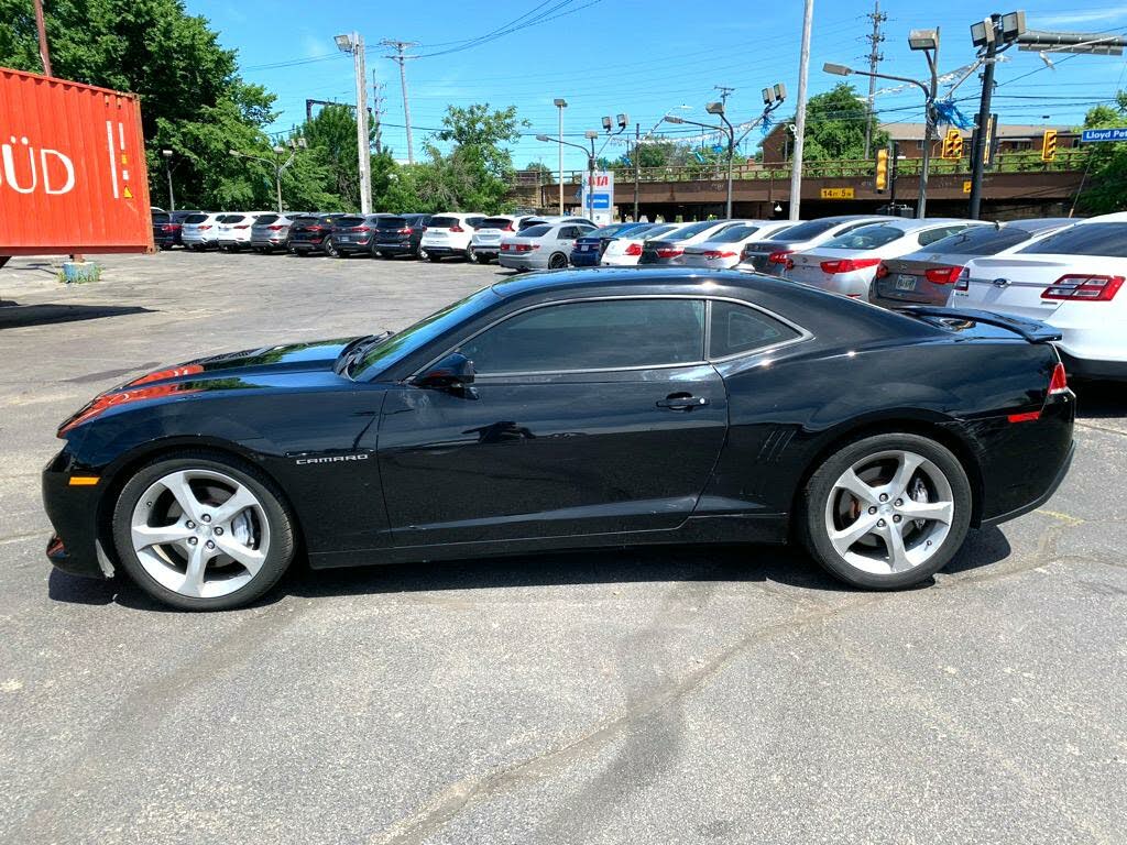 
								2015 Chevrolet Camaro 2SS Coupe RWD full									