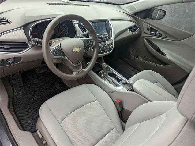 
								Chevrolet Malibu 1LT full									