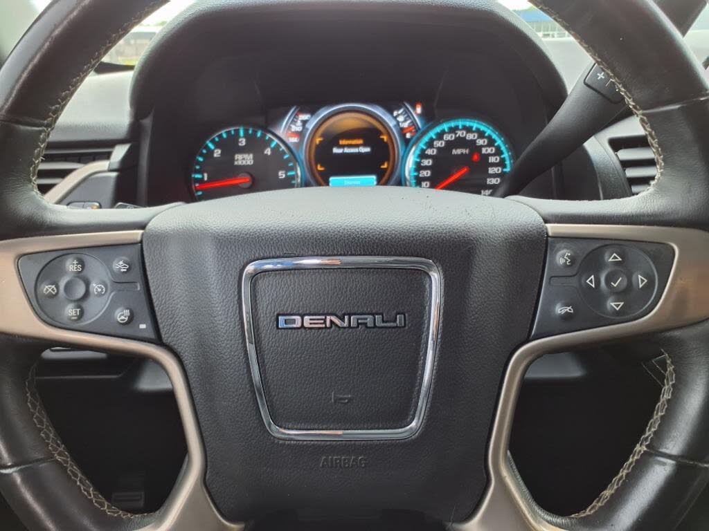 
								GMC Yukon Denali full									