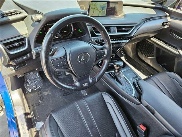 
								Lexus UX Hybrid 250h F Sport AWD full									