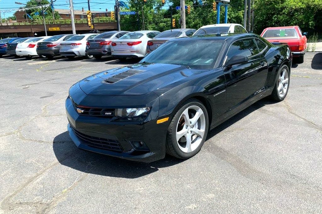 
								2015 Chevrolet Camaro 2SS Coupe RWD full									
