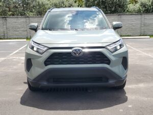 2022 Toyota RAV4 XLE –