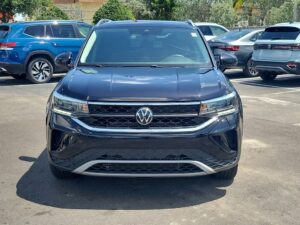 2023 Volkswagen Taos SE FWD