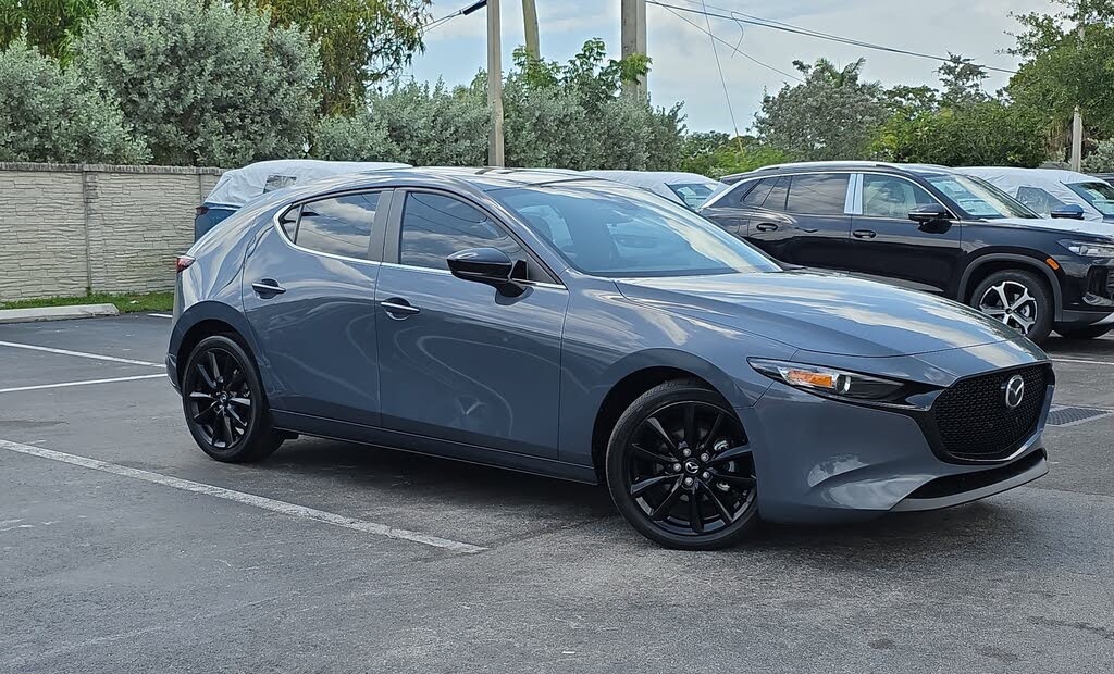 
								2023 Mazda MAZDA3 2.5 S Carbon Edition Hatchback FWD full									