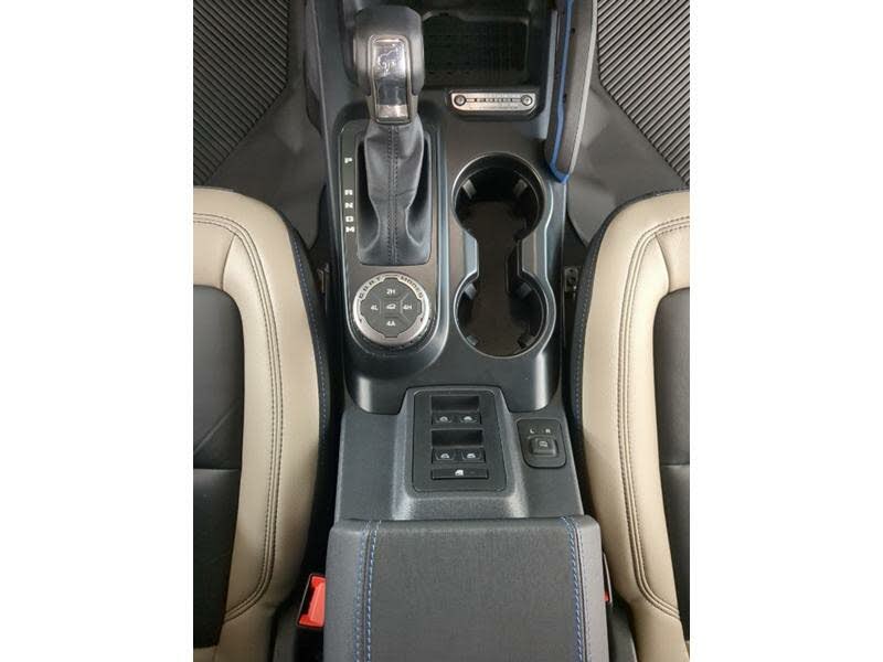 
								2024 Ford Bronco Wildtrak 4-Door 4WD full									