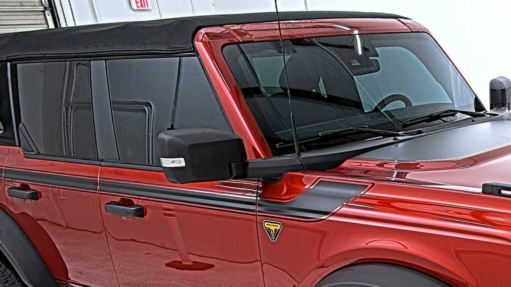 
								2022 Ford Bronco Badlands Advanced 4-Door 4WD full									
