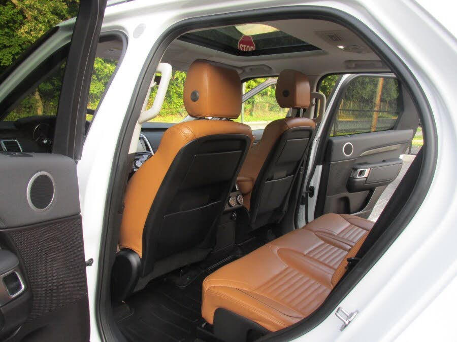 
								2017 Land Rover Discovery HSE AWD full									