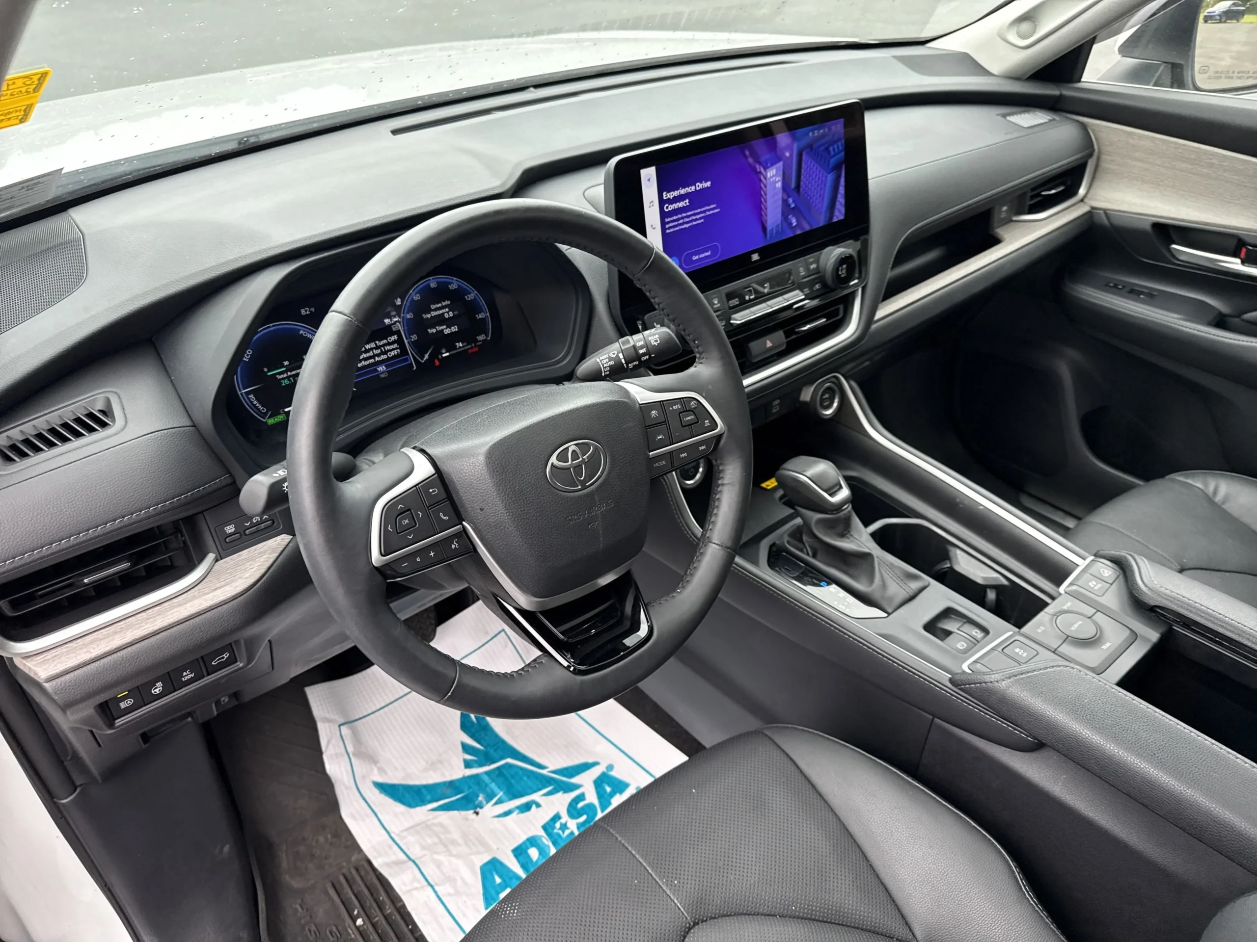 
								2024 Toyota Grand Highlander Hybrid XLE AWD full									