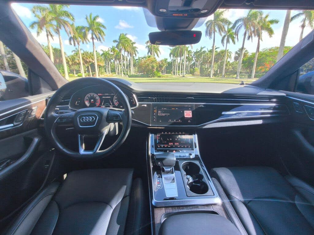 
								2019 Audi Q8 quattro Prestige 55 TFSI full									