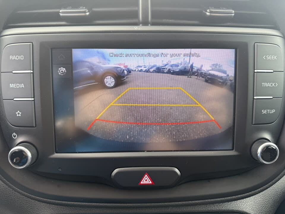 
								2022 Kia Soul LX FWD full									