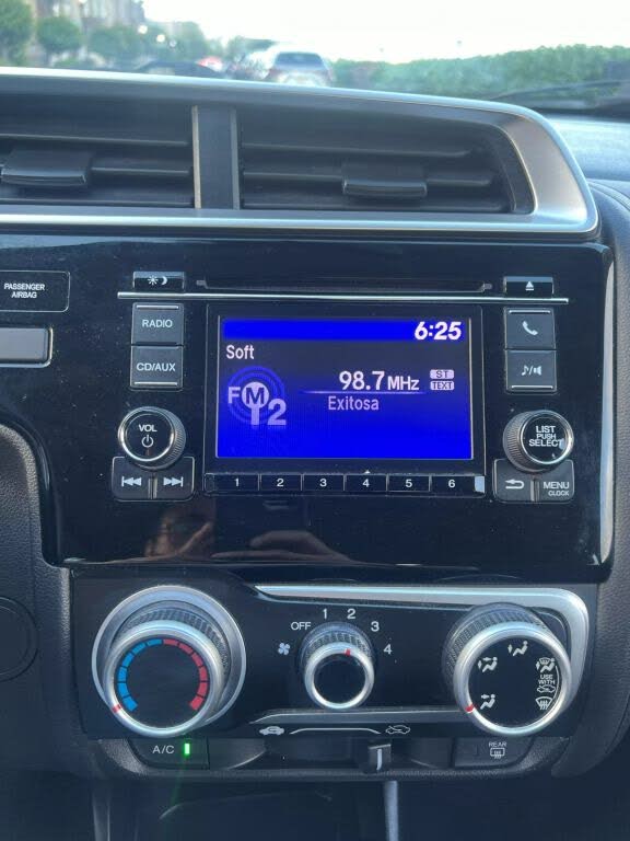 
								2016 Honda Fit LX full									