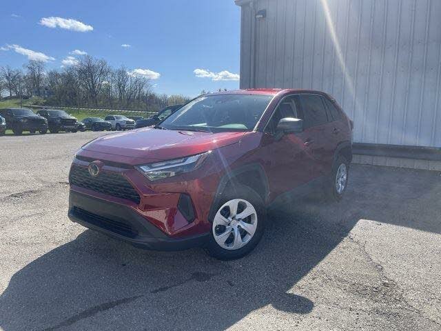 
								2024 Toyota RAV4 LE AWD full									