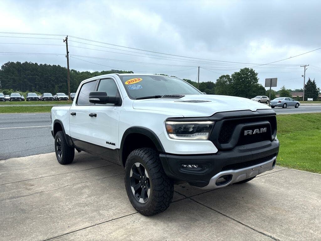 
								2022 RAM 1500 Rebel Crew Cab 4WD  $20,500 full									