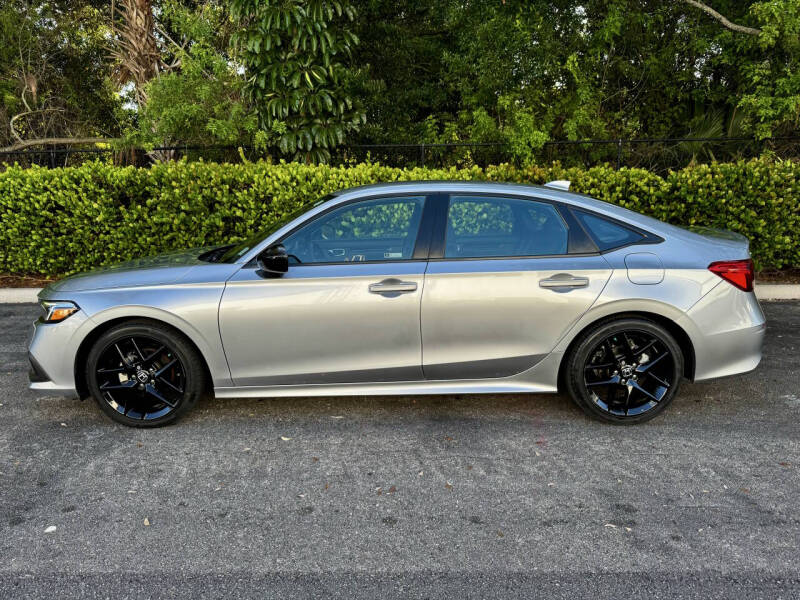 
								2022 Honda Civic Sport full									