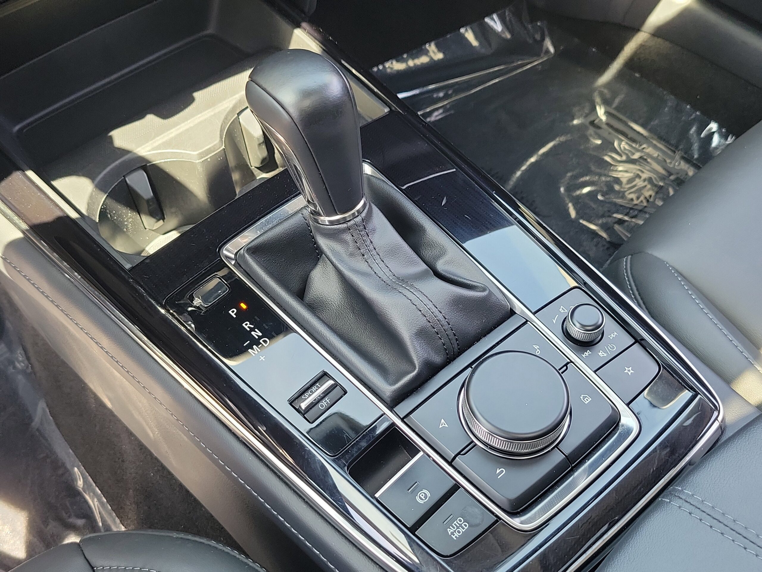 
								2022 Mazda CX-30 2.5 S Preferred Package AWD full									