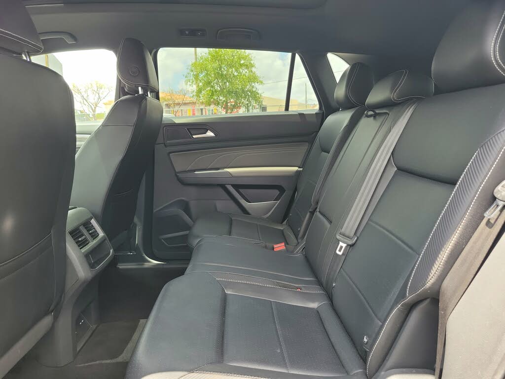 
								2021 Volkswagen Atlas Cross Sport SE FWD full									