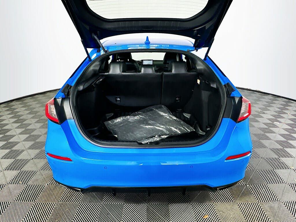 
								2022 Honda Civic Hatchback Sport Touring FWD full									