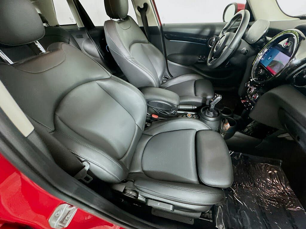 
								2022 MINI Cooper S 4-Door Hatchback FWD full									
