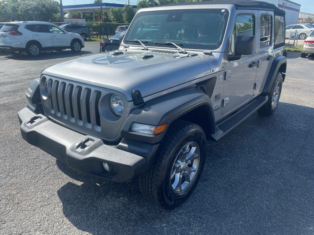 
								2020 Jeep Wrangler Unlimited Freedom 4WD full									