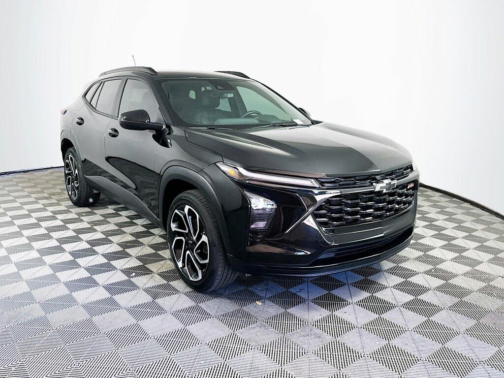 
								2024 Chevrolet Trax RS with 2RS FWD full									