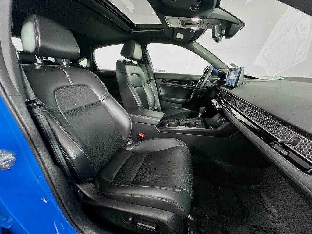 
								2022 Honda Civic Hatchback Sport Touring FWD full									