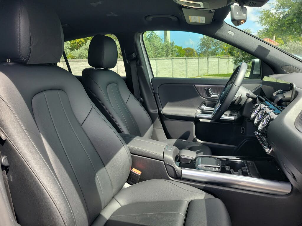 
								2021 Mercedes-Benz GLA full									