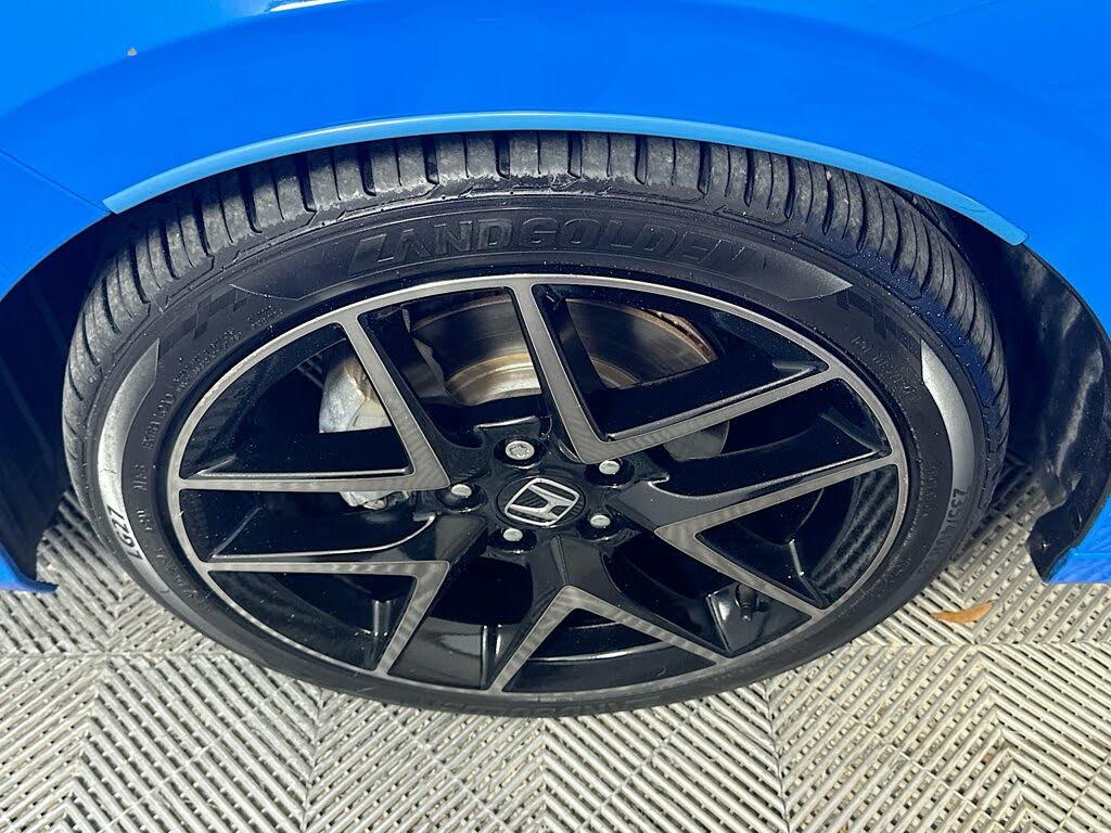 
								2022 Honda Civic Hatchback Sport Touring FWD full									