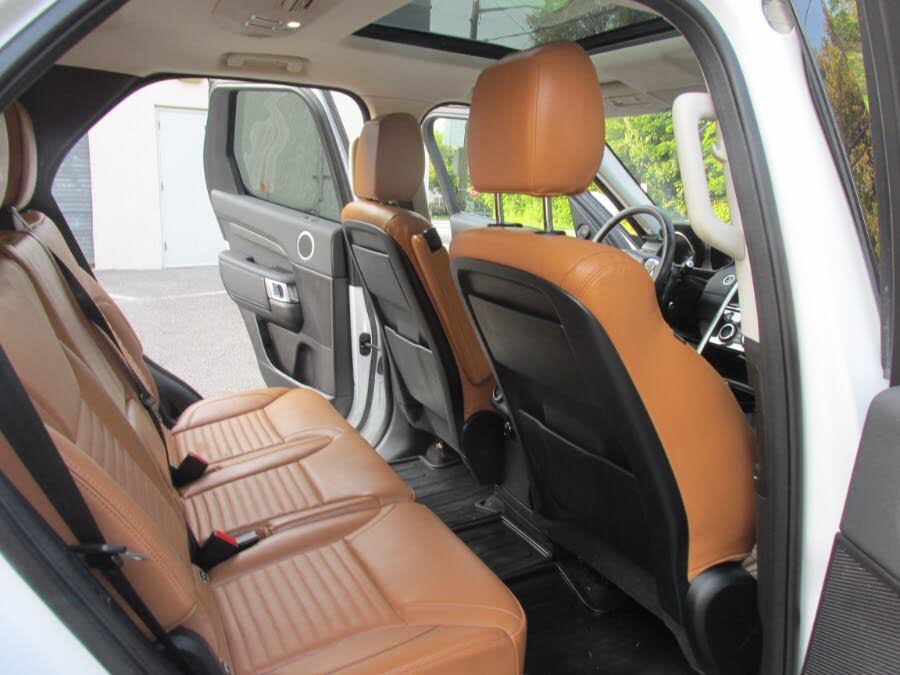 
								2017 Land Rover Discovery HSE AWD full									
