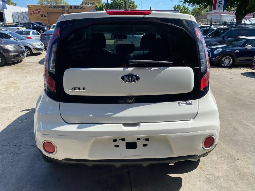 
								2017 Kia Soul + full									