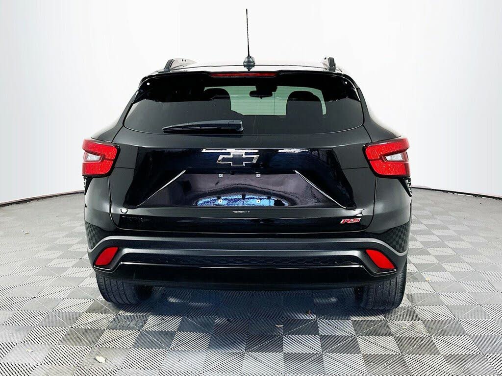 
								2024 Chevrolet Trax RS with 2RS FWD full									