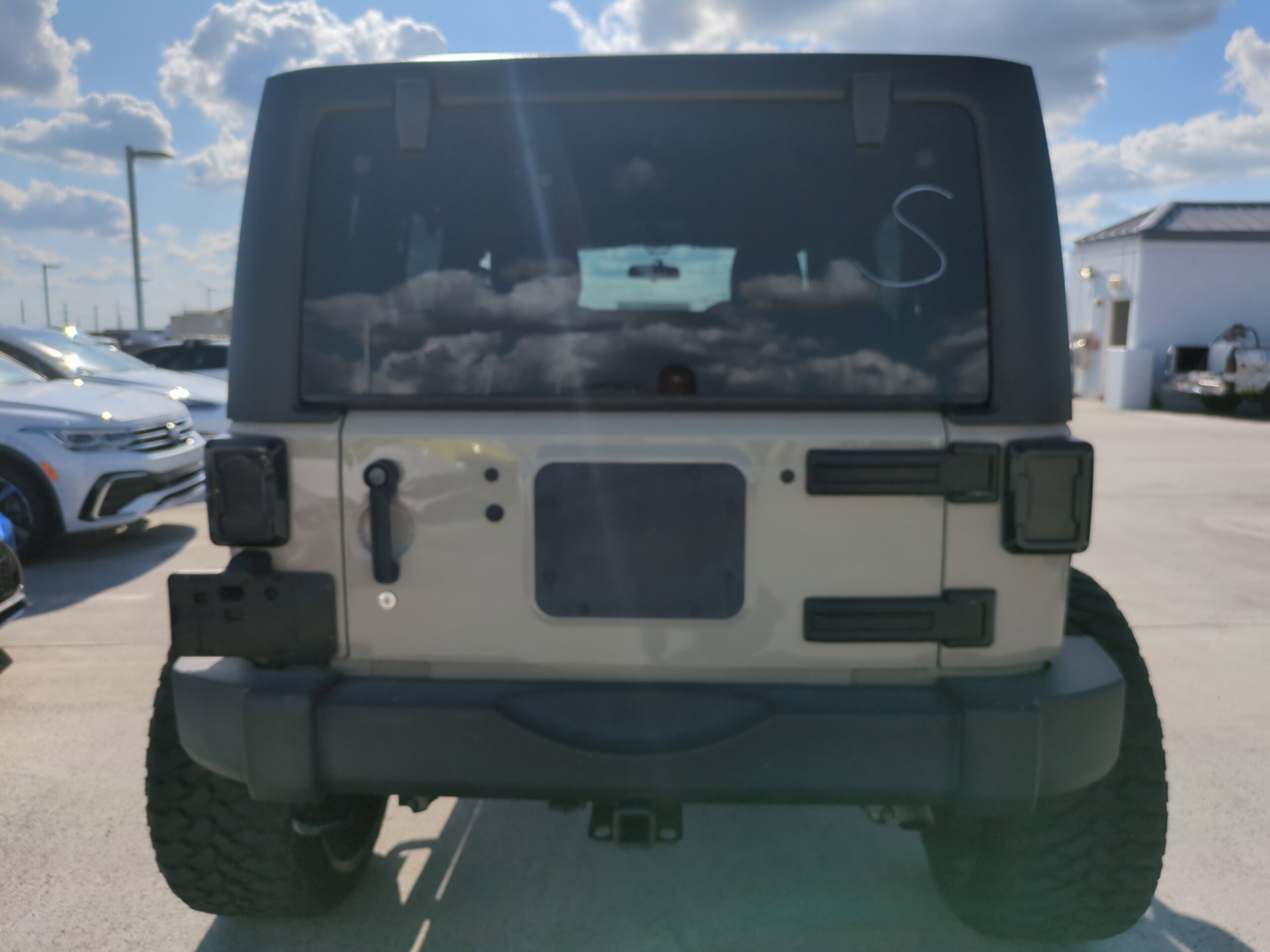 
								2017 Jeep Wrangler Unlimited Sport 4WD full									