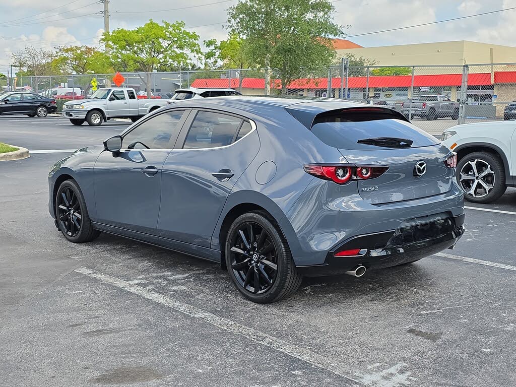 
								2023 Mazda MAZDA3 2.5 S Carbon Edition Hatchback FWD full									