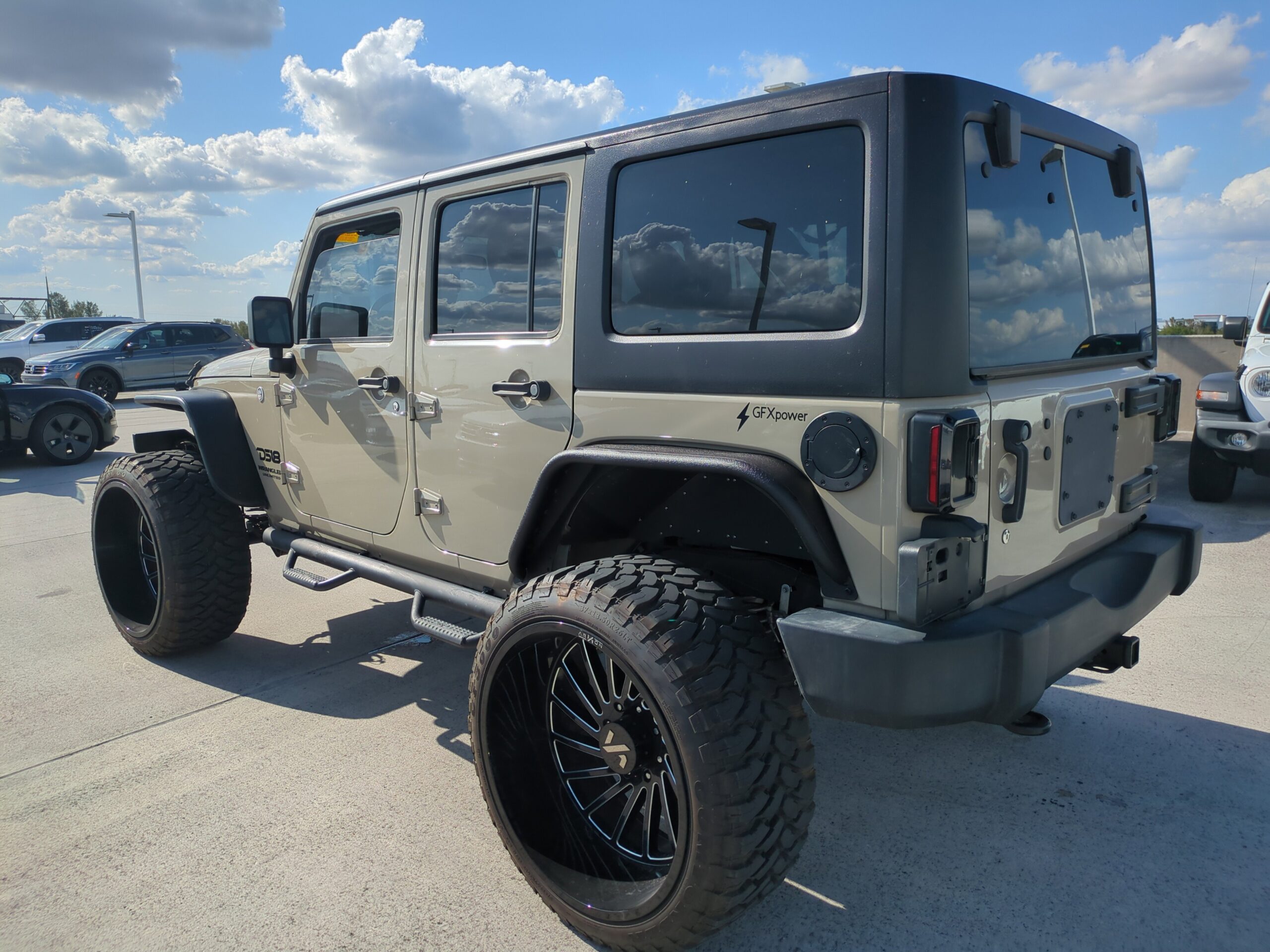 
								2017 Jeep Wrangler Unlimited Sport 4WD full									