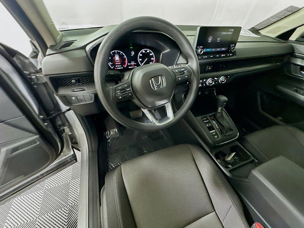 
								2023 Honda CR-V EX FWD full									