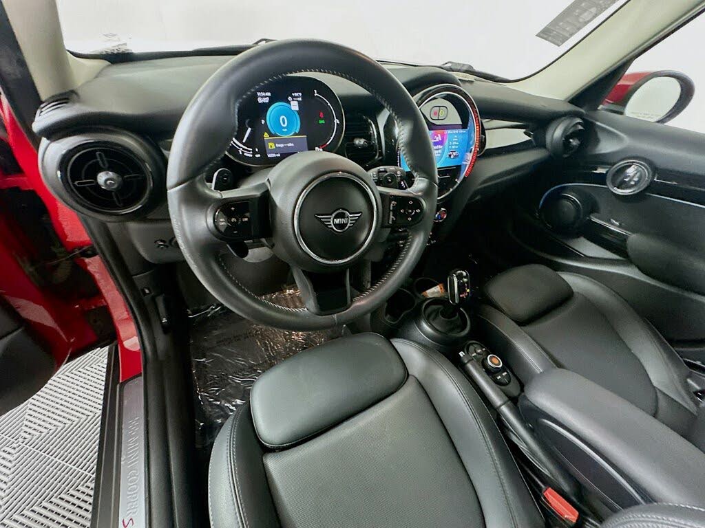 
								2022 MINI Cooper S 4-Door Hatchback FWD full									