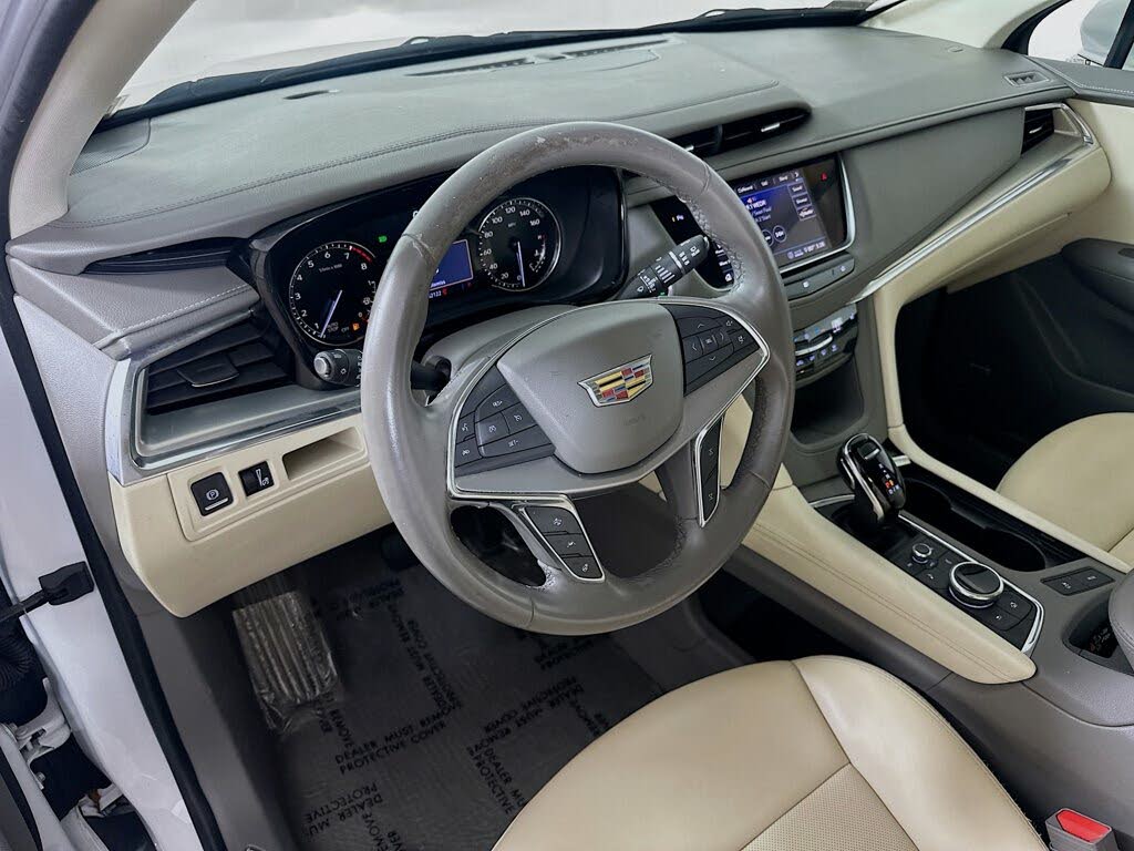 
								2020 Cadillac XT5 Premium Luxury FWD full									