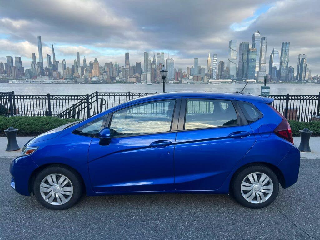 
								2016 Honda Fit LX full									