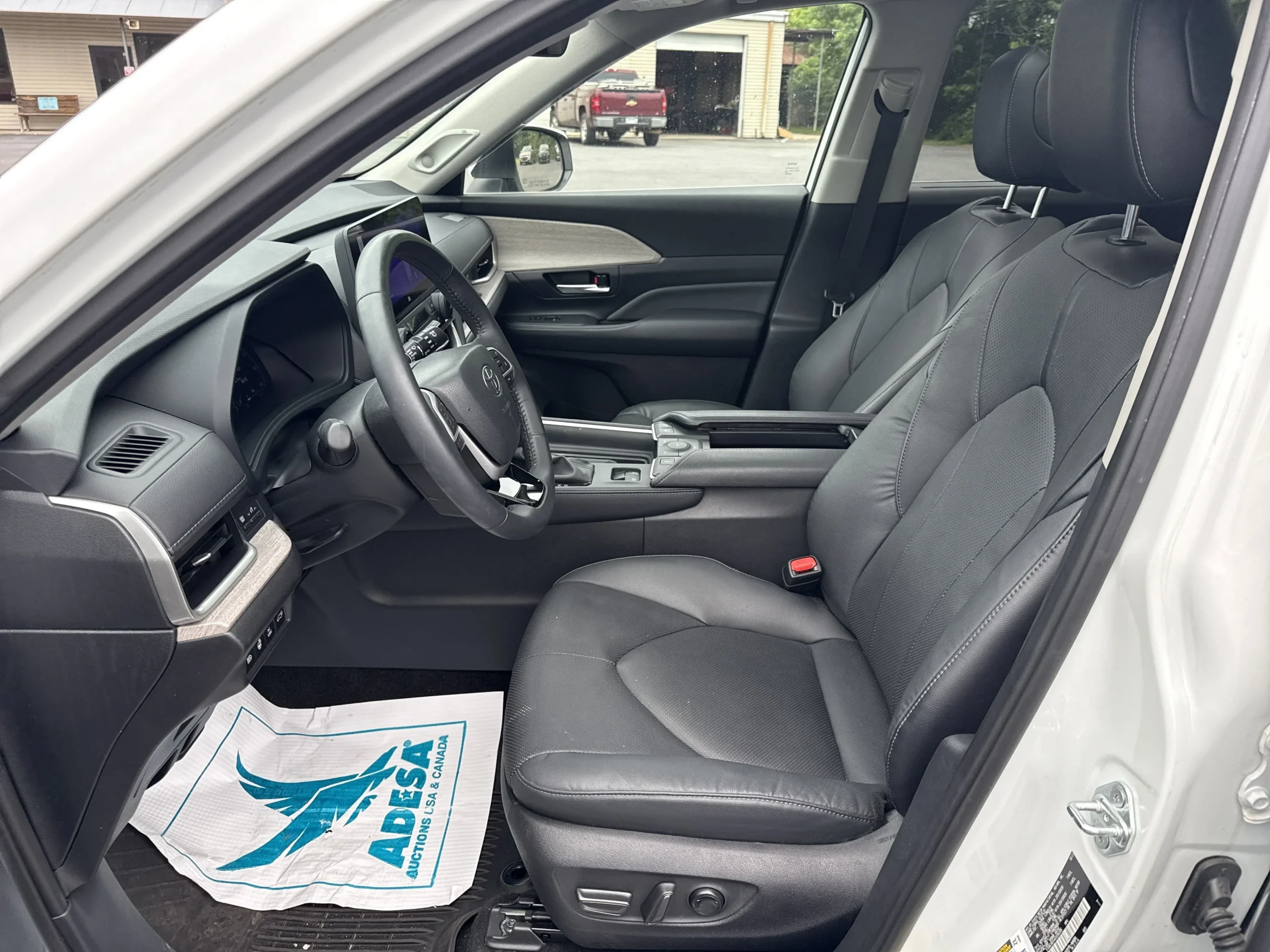 
								2024 Toyota Grand Highlander Hybrid XLE AWD full									