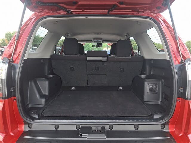 
								2022 Toyota 4Runner SR5 RWD full									