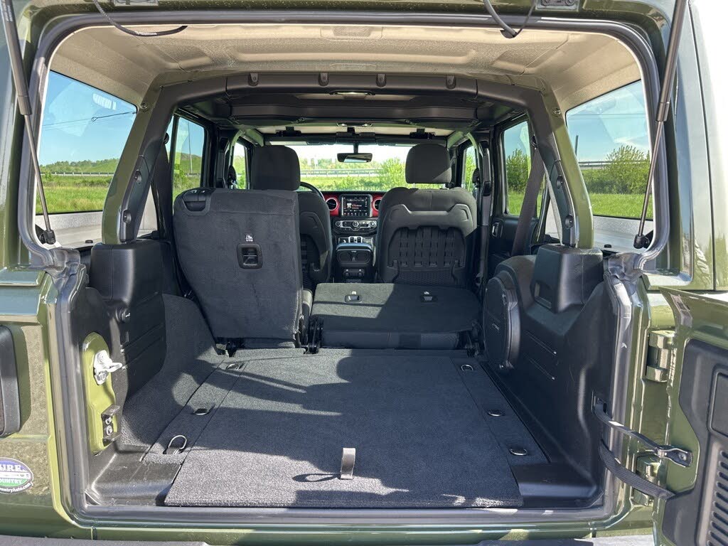 
								2021 Jeep Wrangler Unlimited Rubicon 4WD full									