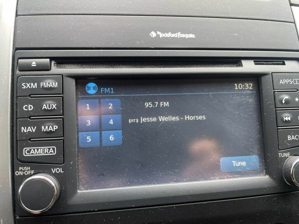 
								2016 Nissan Frontier PRO-4X Crew Cab 4WD full									