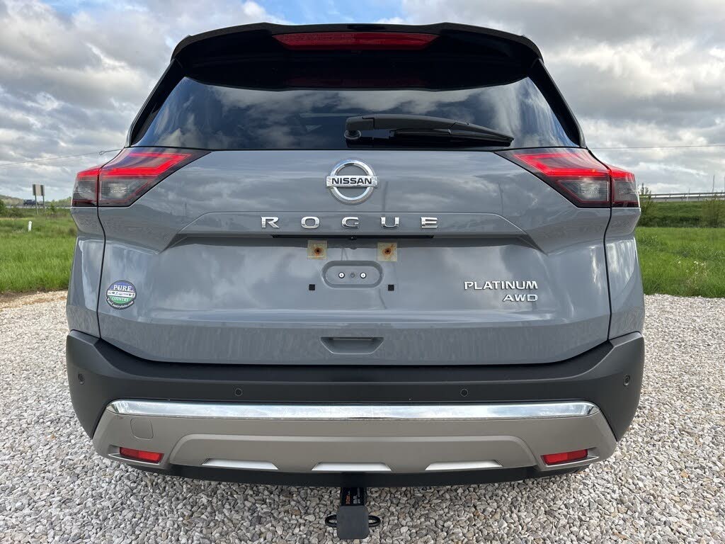 
								2021 Nissan Rogue Platinum AWD full									