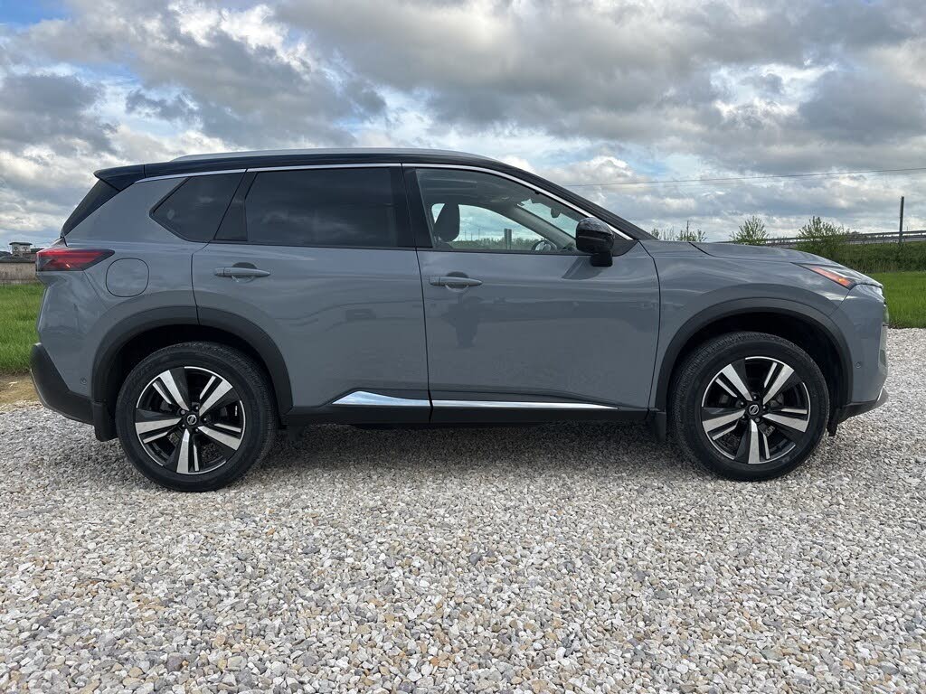
								2021 Nissan Rogue Platinum AWD full									
