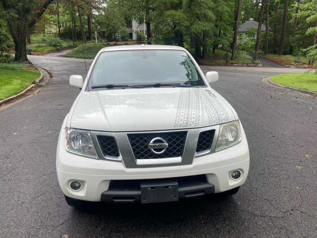 
								2016 Nissan Frontier PRO-4X Crew Cab 4WD full									
