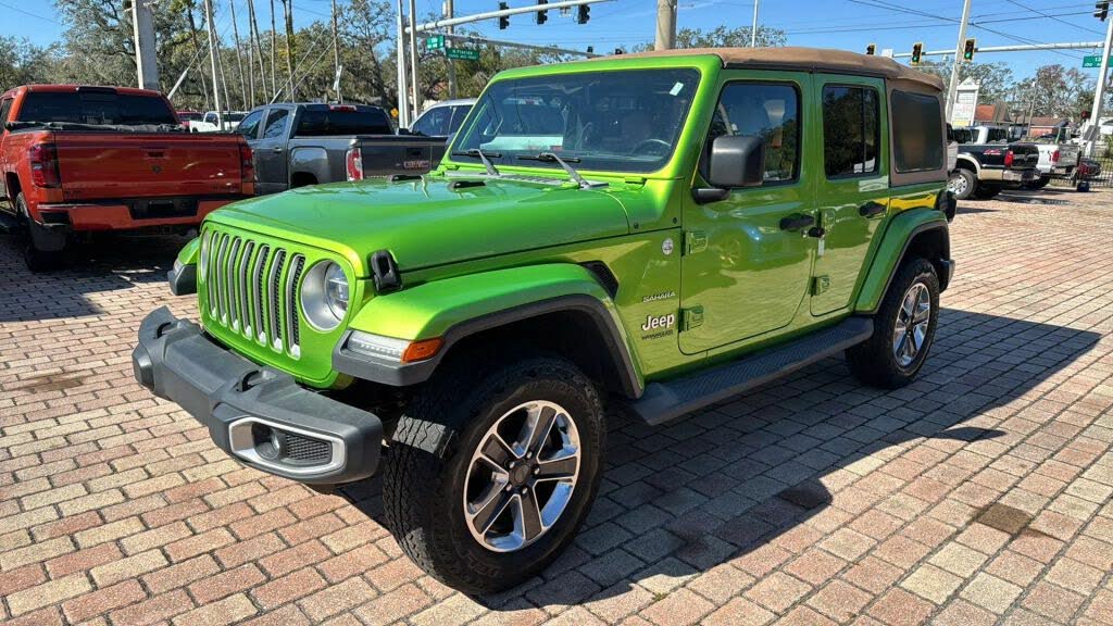 
								2019 Jeep Wrangler Unlimited Sahara 4WD full									